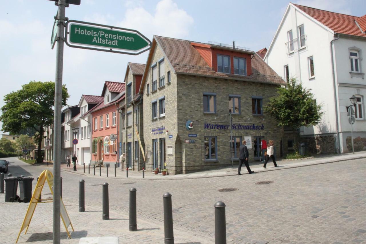 Ferienwohnung zum Yachthafen Waren  Exterior foto