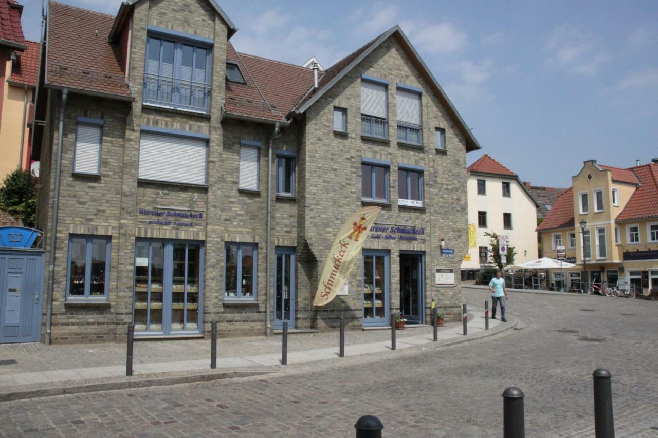 Ferienwohnung zum Yachthafen Waren  Exterior foto